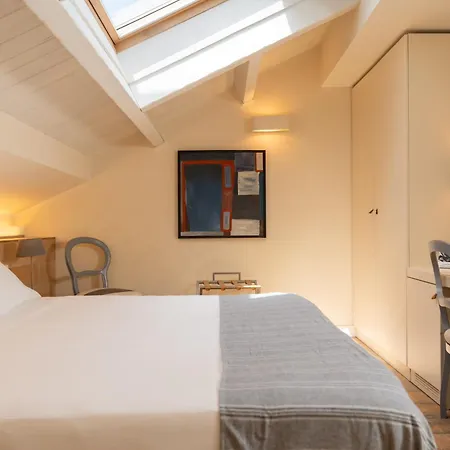 900 4* Джулианова