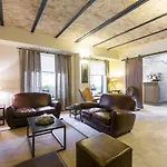 Hotel 900 4*
